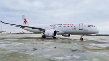 利勃海尔恭祝全球首架C919成功交付中国东方航空