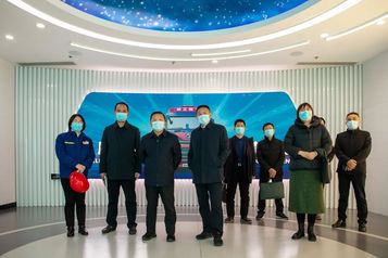 江苏省总工会党组书记、副主席徐大勇一行莅临徐工汽车参观调研