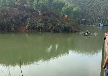 山推：风里雨里，服务有你｜​跋山涉水只为你