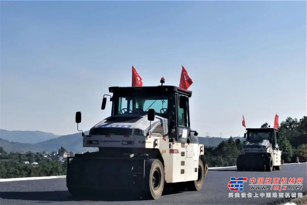 12月26日，隨著沙靠收費站的通車儀式禮炮鳴響，昆倘高速正式宣告成功交付使用、進入試通車階段，12月30日，整條高速將全線通車并正式面向社會車輛開始收費運營。