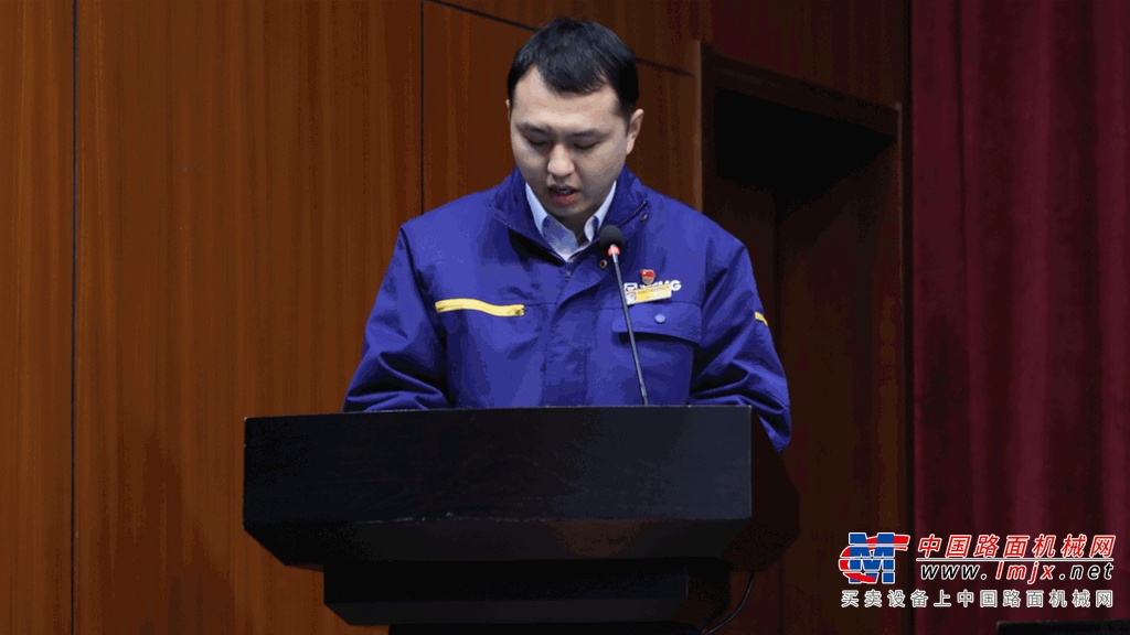	夏总强调，2023年事业部应聚焦资源，持续领跑新能源赛道；明确定位，实现多级业务强势增长；两金压降，动真碰硬推进风险化解；对标到逼，推动企业全价值链降本增效；数字转型，精益变革，打造智能制造新优势；布局未来，打造“科技型、创新型”新徐汽；“归零管理”，树立商用车质量新标杆；纳贤聚能，燃起干事创业全新激情。