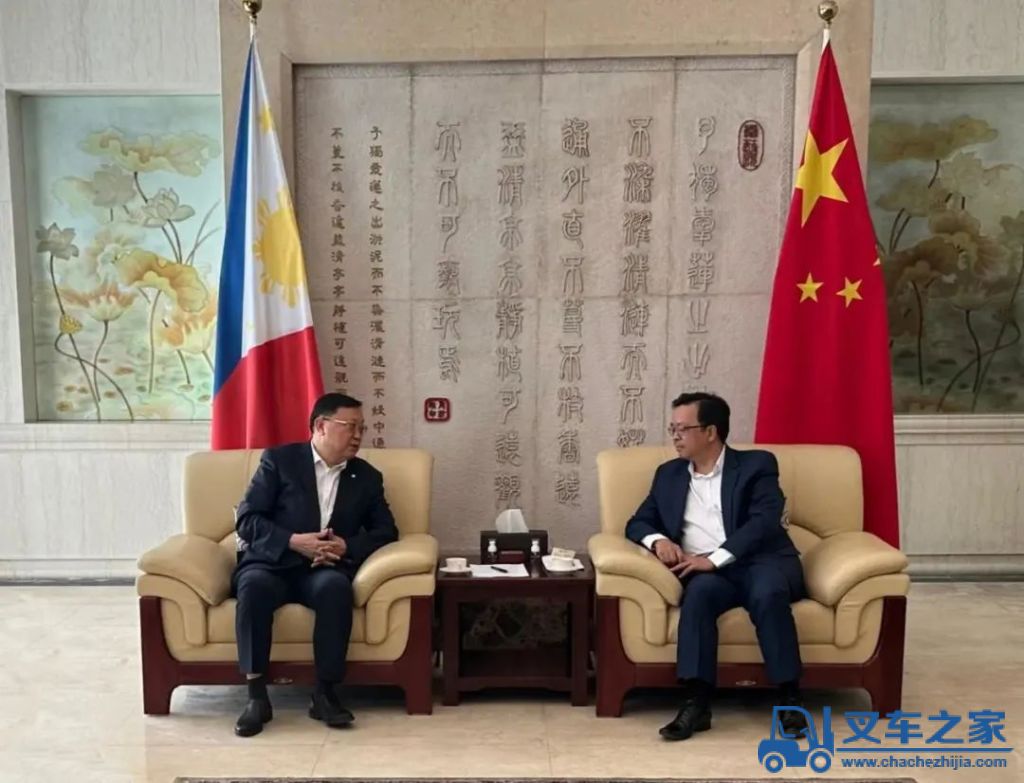 中交集团主要领导拜会中国驻菲律宾大使黄溪连