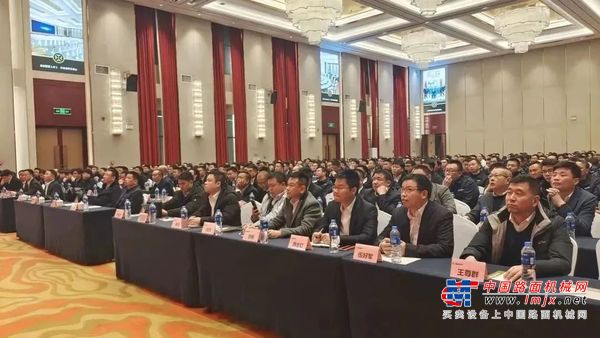 厉兵秣马！三一营销体系万人大集训！