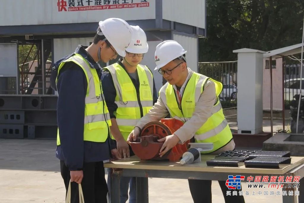 △河南省邓州市金路通公路工程杜工