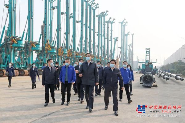 湖南省副省长周海兵调研山河智能
