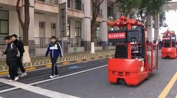 三一重工：无人叉车运行李！共青团中央点赞！