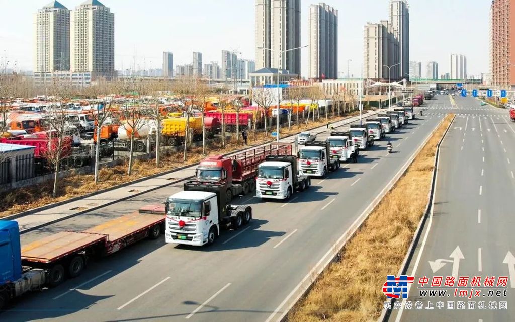山东交运集团是山东省综合排名首位的国有大型综合性交通运输产业集团，是中国交通百强、中国物流百强企业，实力雄厚，发展模式创新稳健，公司秉承的绿色发展理念与徐工集团“绿色化”的产业转型升级方向不谋而合。
