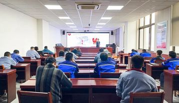 中交西筑公司工会组织开展“关爱常在 健康同行”知识讲座