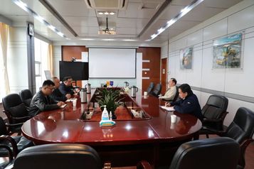 培育新临商，临工在行动，董事长参加青年企业家培养座谈会