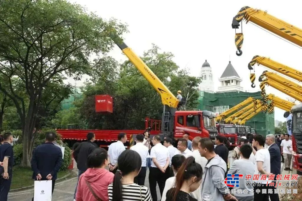 	为满足用户需求