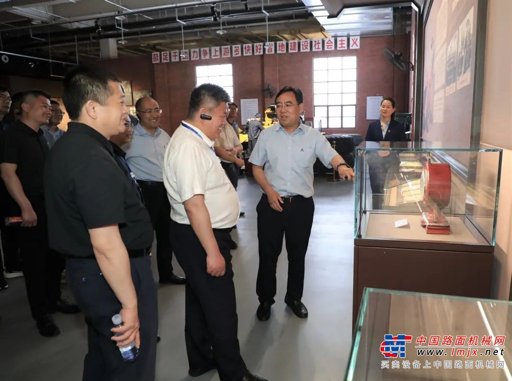 张登方巡视员在讲话中强调，本次活动是“十链万企”标志性产业链融链固链专项行动重要活动之一，是加快推进山东标志性产业链建设的重要举措。此次对接活动是产业链活动首次向下游的拓展，旨在推动丰富拓展企业融通对接渠道，搭建交流、展示、对接、服务平台，推动产业链上下游企业深化战略合作，增强产业链供应链韧性和竞争力，提升我省产业链现代化水平。