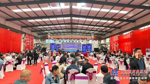 燃动山西！山推国四装载机品鉴会晋中站圆满举行