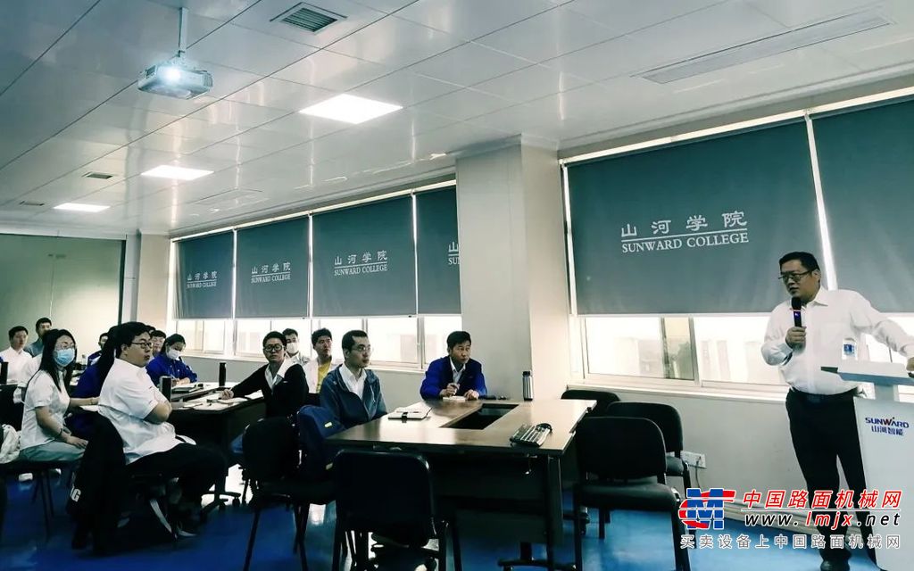 	写着自己人生的篇章