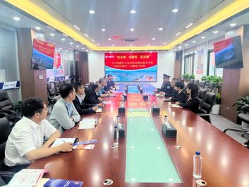 高陵区人民法院莅临中交西筑公司开展“送法律、优服务、促发展”普法活动
