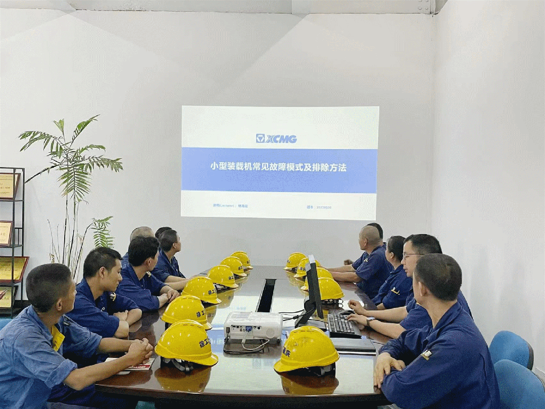 	徐工装载机批量发往北非国家