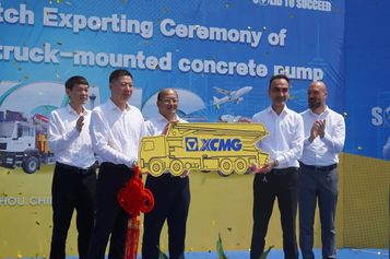 “一带一路”加速跑！徐工泵车“组团出海”！