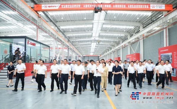 岳阳市委书记曹普华带队考察三一筑工汨罗产业园
