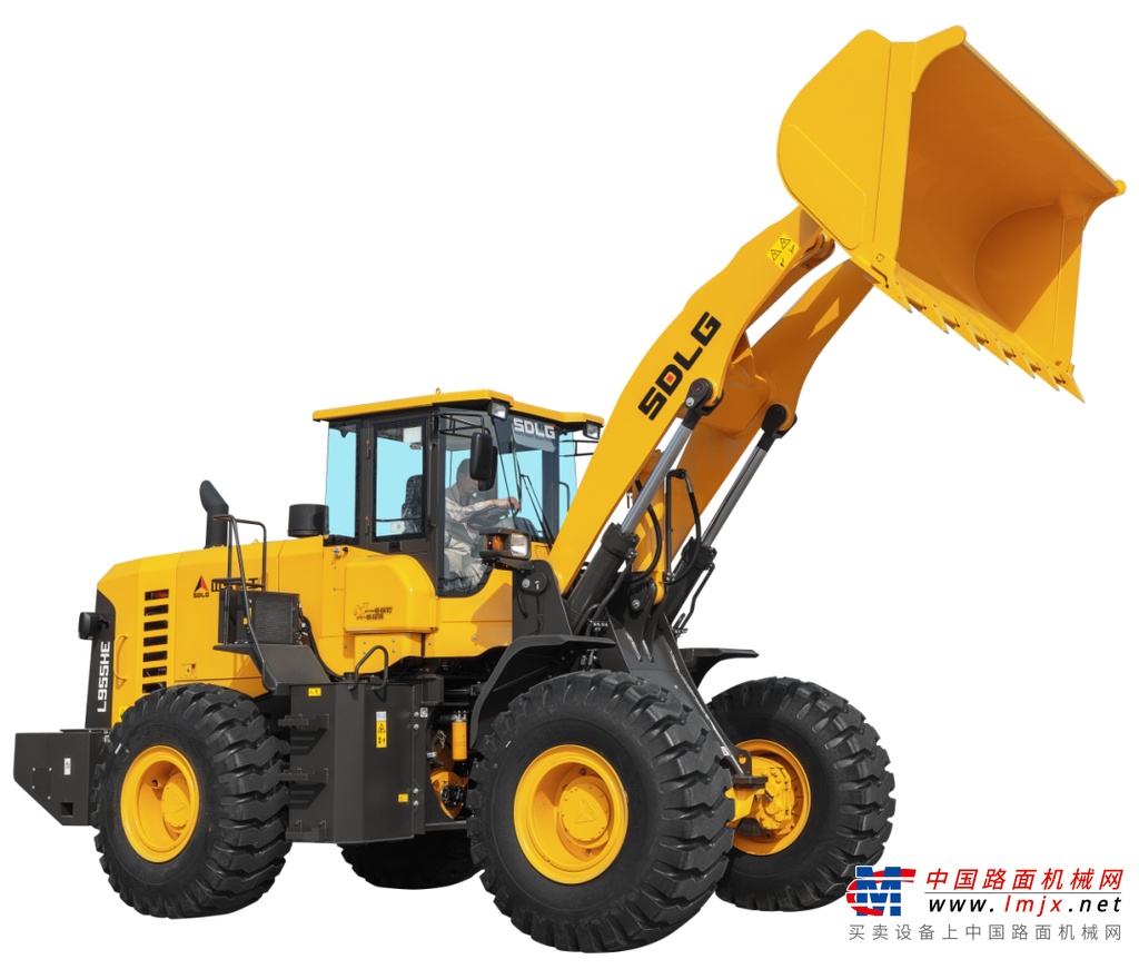 	搭载了潍柴WP10H国四发动机的L955HE，采用了加强型发动机缸体，燃烧更充分、输出扭矩更大，不仅满足国四排放需求，在应对重载工况和平推工况时，强大的驱动力也让其更加得心应手。