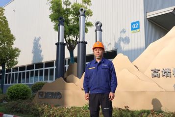 徐工【液压匠人·匠心故事】扎根闽浙服务一线的“95后”