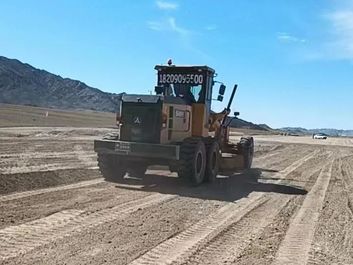 火力全开！三一平地机助力大美新疆塔恰公路建设！