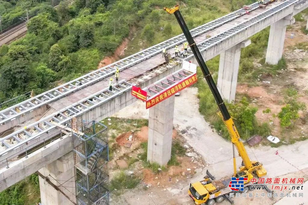 國內首條磁浮旅遊專線軌通，鐵建重工供應全線軌排