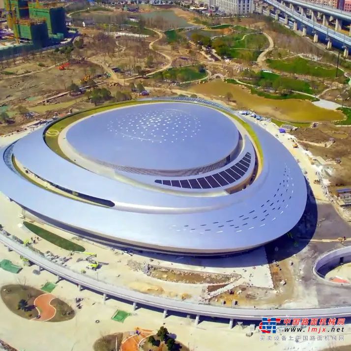 高燃来袭！中联重科智能高机助杭州电竞中心筑就亚运梦想舞台
