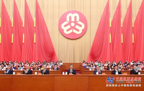 徐工：中国妇女十三大代表孙丽：勇攀高峰 心无旁骛搞好研发