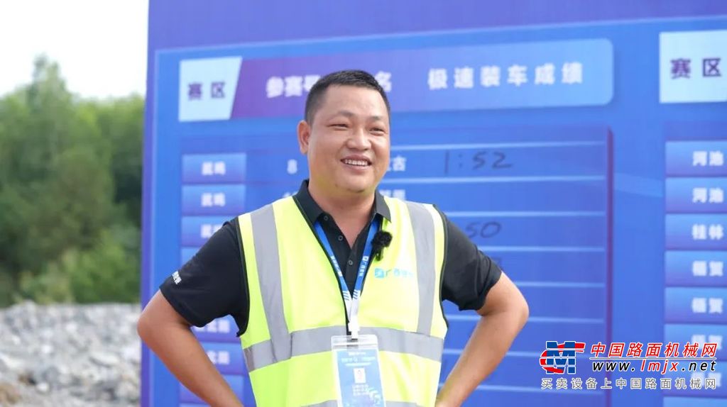 比赛现场，选手们化身“大G体验官”，轮番驾驶徐工G系列王牌产品，斟满美酒、巧手投篮、堆叠螺母、极速装车......在充满竞技性和趣味性的激烈竞赛中，充分感受产品性能，提升自身技能，畅享价值升级带来的喜悦。
