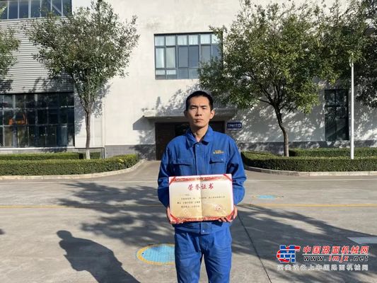 陕建机：郑海波获“三秦工匠杯”职工职业技能大赛 焊工比赛个人三等奖