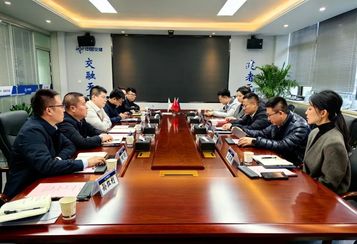 中交西筑：公司与沣东新城招商局、陕投集团君成租赁座谈交流