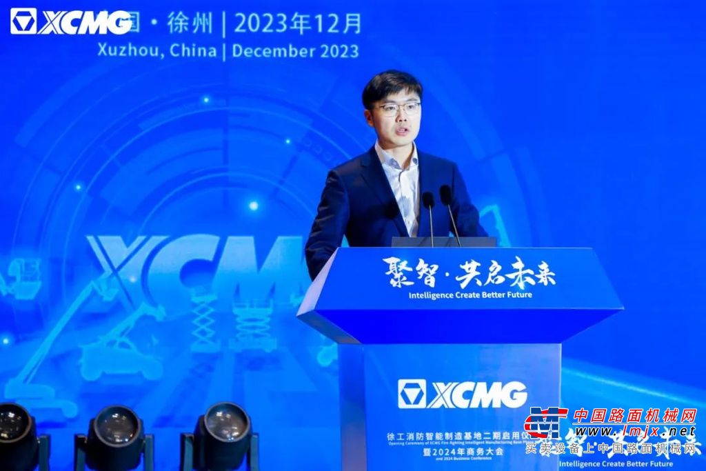 	自2021年徐工灵云K系列高空作业平台全球发布以来，不断聚焦客户需求，激发自主创新活力。经过两年的磨炼夯实与市场验证，凭借“优质高效、安全可靠、性能卓越”的高机产品得到市场好评。