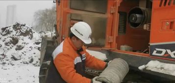 DEVELON（迪万伦）关爱：跨越寒冬   向新而行
