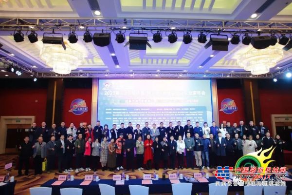助力行业绿色发展丨晋工新能源出席第22届中国佛山（民营）陶瓷卫浴企业家年会