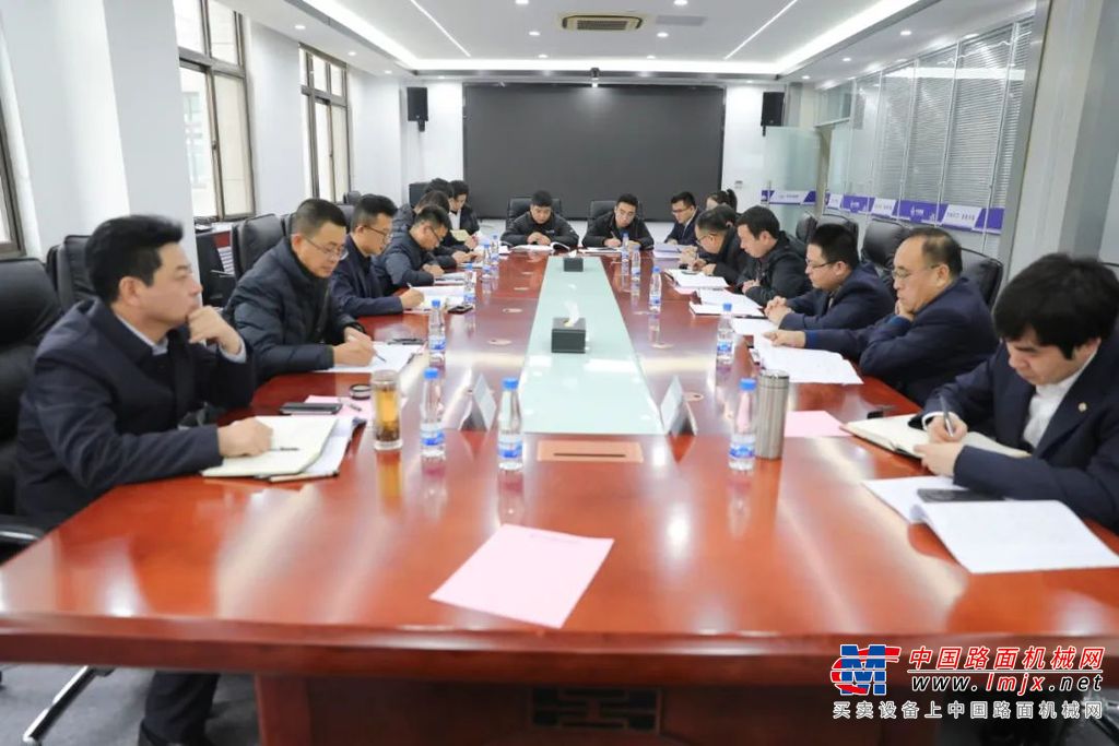 	彭正勇指出，2024年公司工作指导思想是：坚持以习近平新时代中国特色社会主义思想为指导，全面贯彻党的二十大精神，落实中交集团暨中国交建2024年工作会部署，贯彻升级版“123456”总体发展战略，遵循“1133”发展思路和“1177”工作模式，坚持稳中求进、以进促稳、先立后破，自觉践行国家重大战略、自觉融入中交集团发展全局、自觉满足职工群众对美好生活新期待，强党建、抓战略、谋创新、重协同、促改革、优管理、拓海外、防风险，聚力打造“高质量财务报表”，奋力实现2024年度经营指标任务。