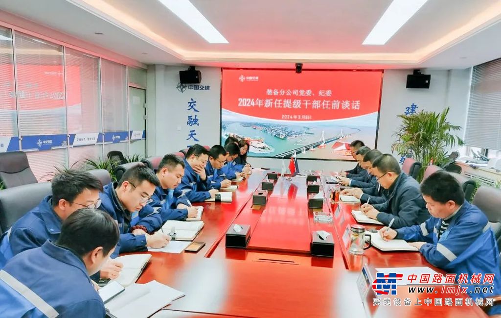 要实现装备分公司的经营绩效提升，降本增效是关键。此次改革将运营管理链条划分制造、销售、服务和管理四个成本管控模块，各模块再按照其工作特点划小核算，建立内部独立核算体系。运营考核部按照这样的运管理念正在设计经营数据管控建模，从源头上把控每一个环节的成本预算，使每项业务，每道工序都成为成本单元，目标实现“我的利润我分享”，从而提高企业的市场响应速度和员工工作积极性，优化了资源配置效率、经济效益和内部管理水平。
