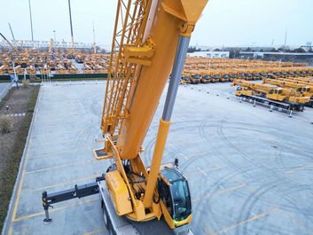 徐工：G2代100吨级——XCT100G5-1