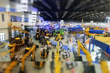 全系列劲舞桑巴，柳工设备闪耀巴西M&T Expo