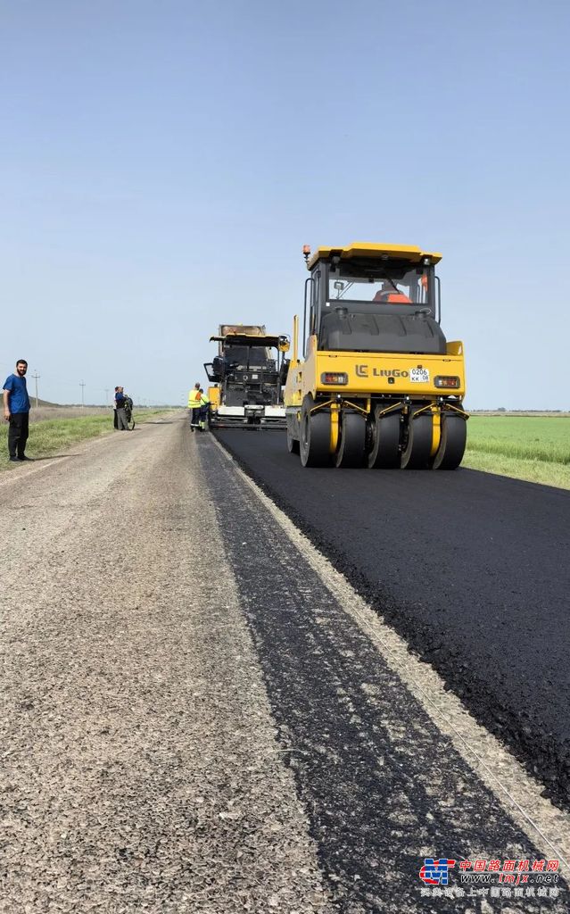 	国道改善性路面沥青加固