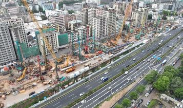 性能突出，超强助力！山河智能旋挖钻机助力深圳地铁五和站施工