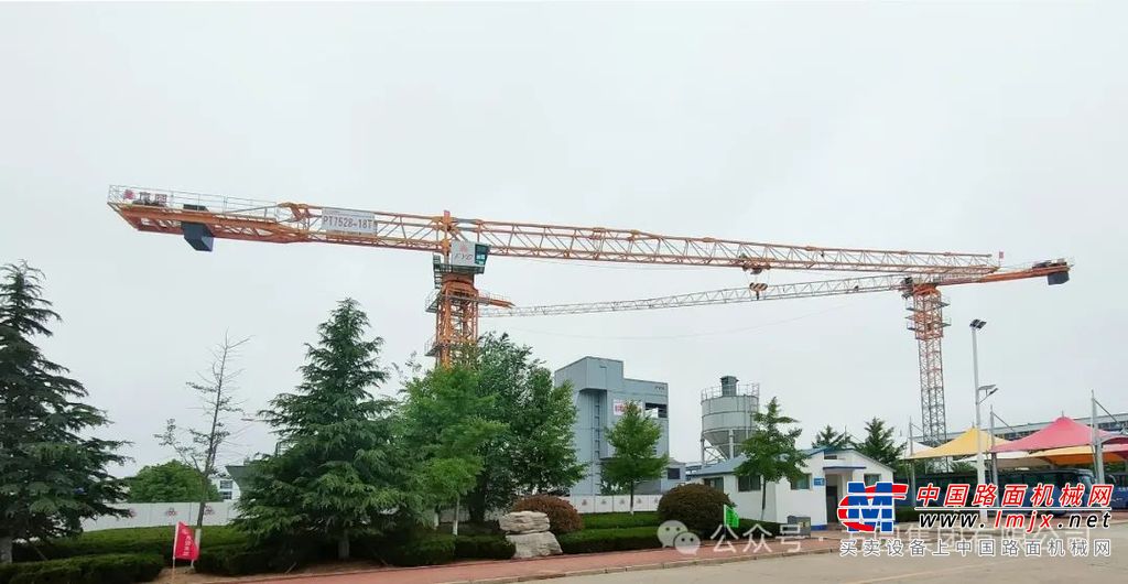 方圆集团以此次产品展示会为契机，向外界展示着自身的雄厚实力和蓬勃发展的态势，也期待着与各界朋友携手共进，共同开创更加美好的未来。
