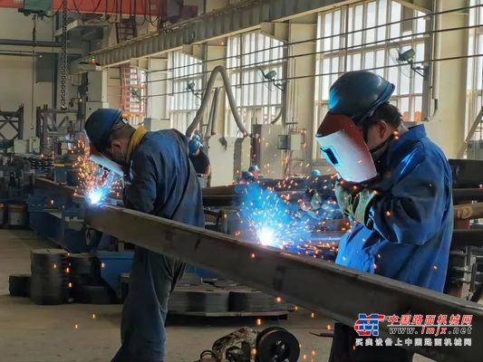 陕建机股份部署启动“安全生产月”活动
