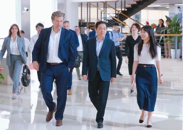 依维柯集团全球首席执行官一行到访三一