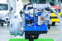 全球首台醇氢汽车起重机投用 远程醇氢电动助推工程机械新能源变革