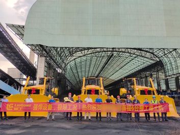 坚守承诺，风雨无阻 | 柳工6台大马力推土机硬核交付！