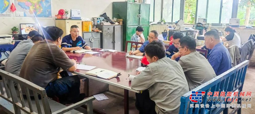 	6月25日，组织开展了安全技能岗位练兵活动，在车间电控工段模拟触电事故应急救援演练，提高员工应急救援能力，活动期间大家思路清晰，应急能力极强。