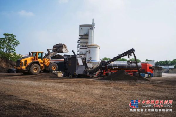 技术应用 | 在德国历史最悠久的高速公路上进行冷再生施工