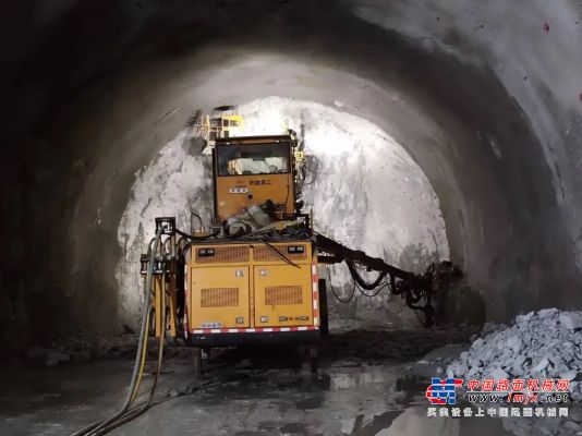 铁建重工三臂凿岩台车精准把控隧道超欠挖，助力重点工程建设