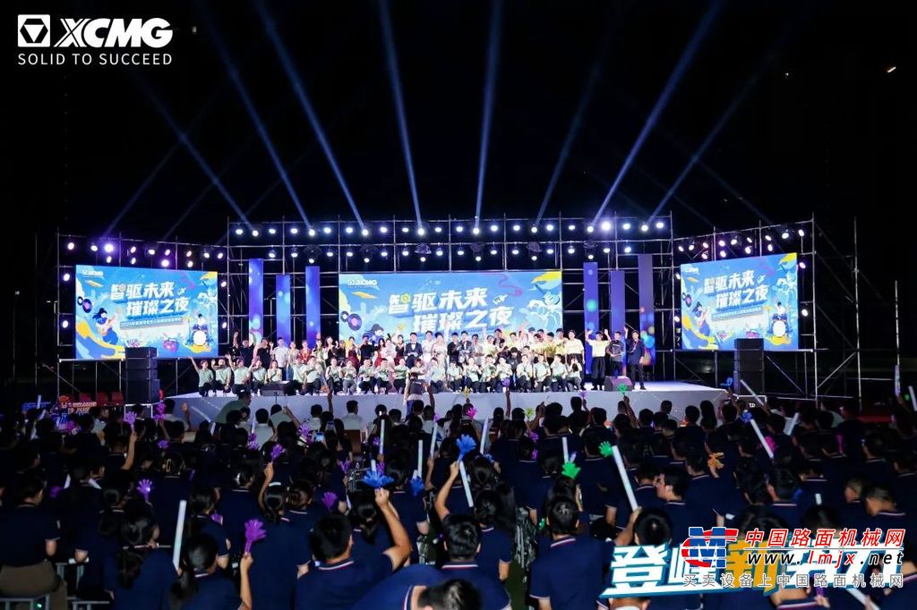 	用坚韧意志交出青春答卷