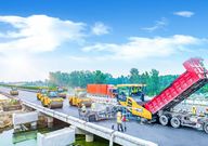 江苏高速上演徐工成套道路机械大片！