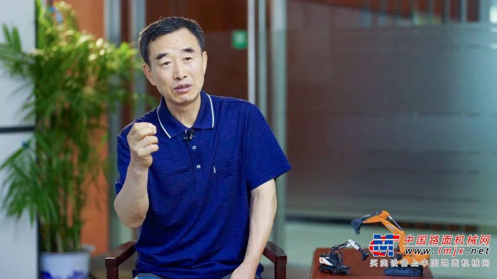 	一眼看尽迪万伦的三十而立